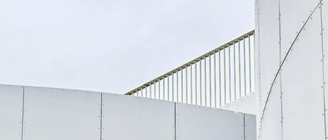 现代工业建筑金属幕墙(氛围配图)